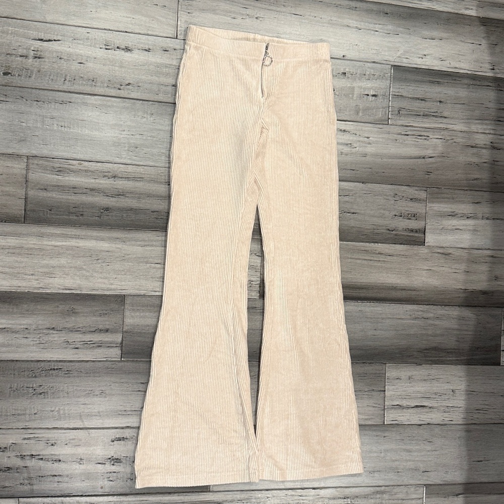 NWOT, Forever 21 Cream flared pants - Picture 2 of 6